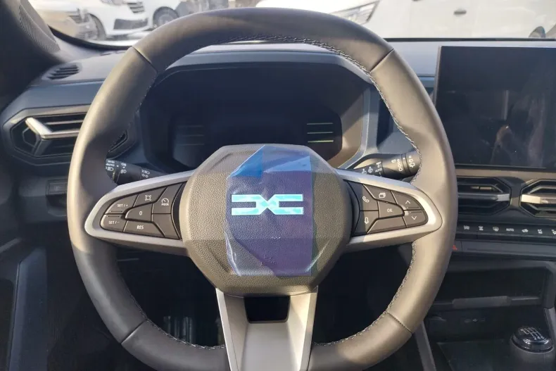 Dacia Duster din 2025 cu 4 km - oferta DAC177974 - foto 5