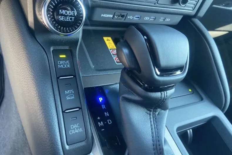 Toyota Land Cruiser 250 din 2025 cu 5.400 km - oferta TOY177983 - foto 12