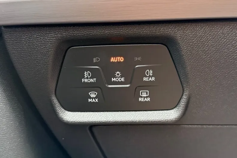 Seat Leon din 2021 cu 170.000 km - oferta SEA177985 - foto 24