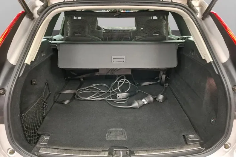 Volvo XC60 din 2021 cu 62.926 km - oferta VOL178014 - foto 5