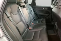 Volvo XC60 din 2021 cu 62.926 km - oferta VOL178014 - foto 8