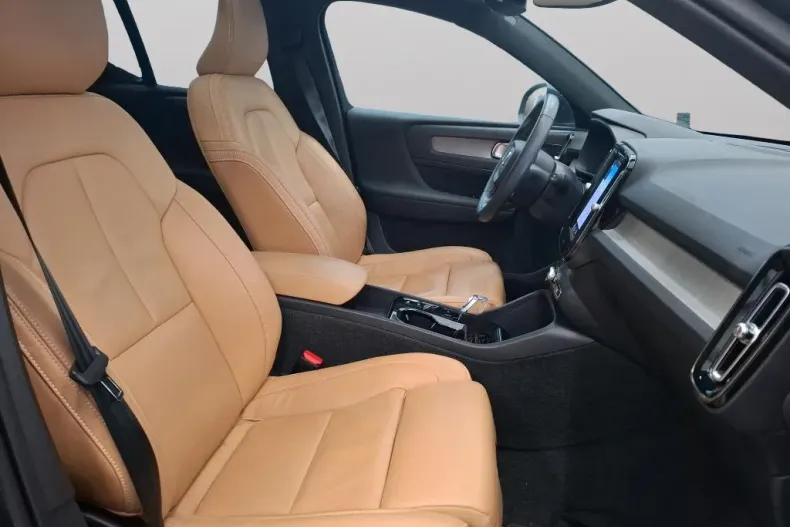 Volvo XC40 din 2021 cu 39.594 km - oferta VOL178016 - foto 7