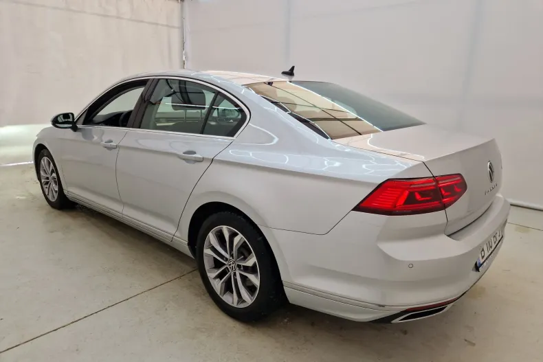 Volkswagen Passat din 2021 cu 35.988 km - oferta VOL178018 - foto 2
