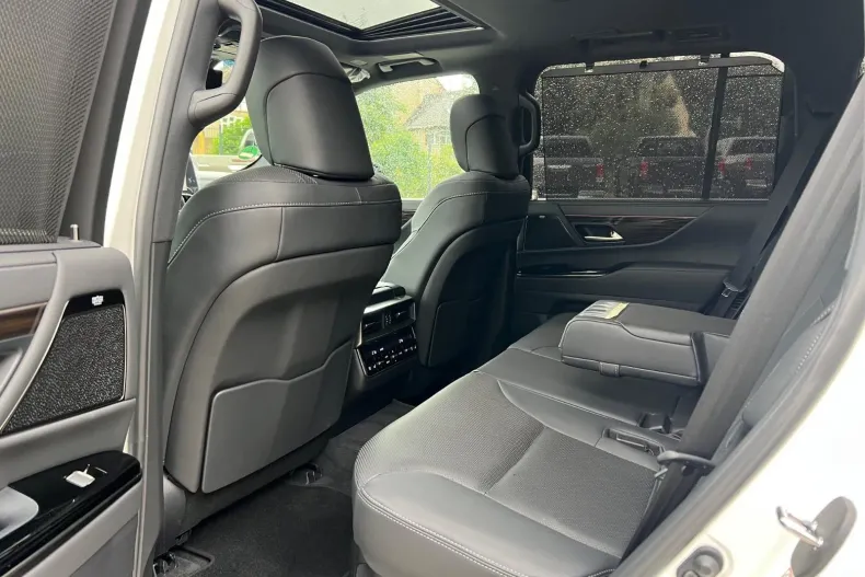 Lexus Seria LX din 2025 cu 15 km - oferta LEX178019 - foto 13