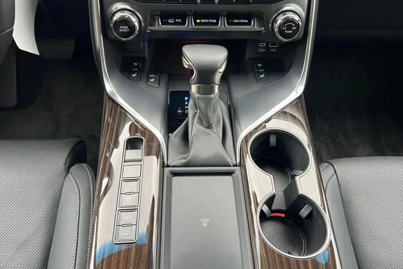 Lexus Seria LX din 2025 cu 15 km - oferta LEX178019 - foto 24