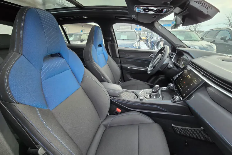 Lynk&Co 01 din 2023 cu 44.000 km - oferta LYN178021 - foto 9