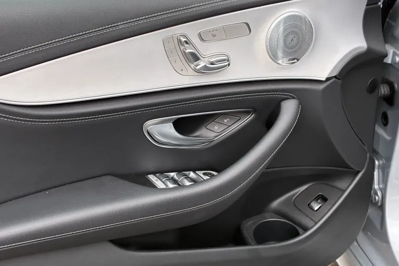 Mercedes-Benz E din 2020 cu 85.500 km - oferta MER178026 - foto 3