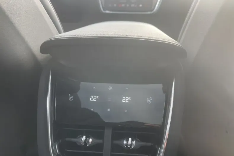 Volvo EX90 din 2024 cu 200 km - oferta VOL178029 - foto 14