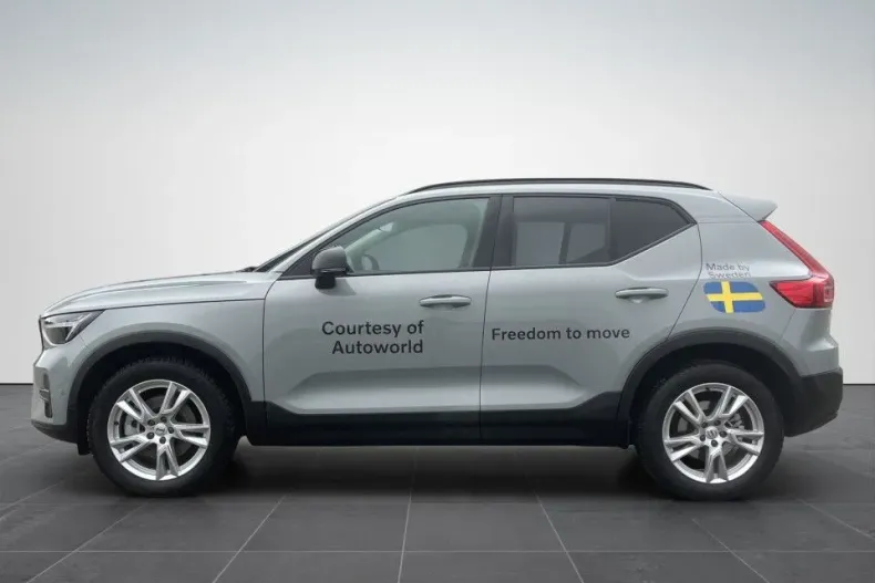 Volvo XC40 din 2025 cu 11.000 km - oferta VOL178030 - foto 2