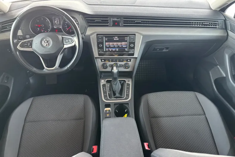 Volkswagen Passat din 2020 cu 79.000 km - oferta VOL178044 - foto 4