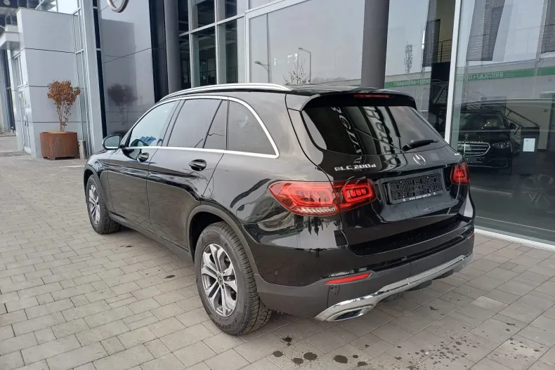 Mercedes-Benz GLC din 2022 cu 165.500 km - oferta MER178045 - foto 4