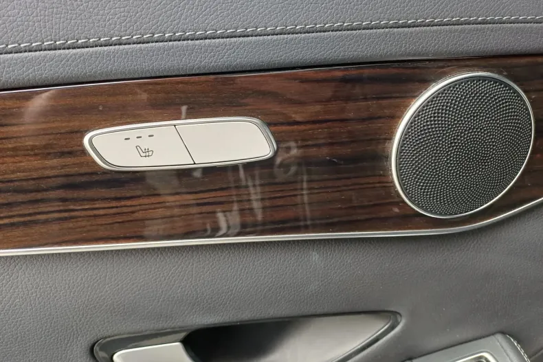 Mercedes-Benz GLC din 2022 cu 165.500 km - oferta MER178045 - foto 12