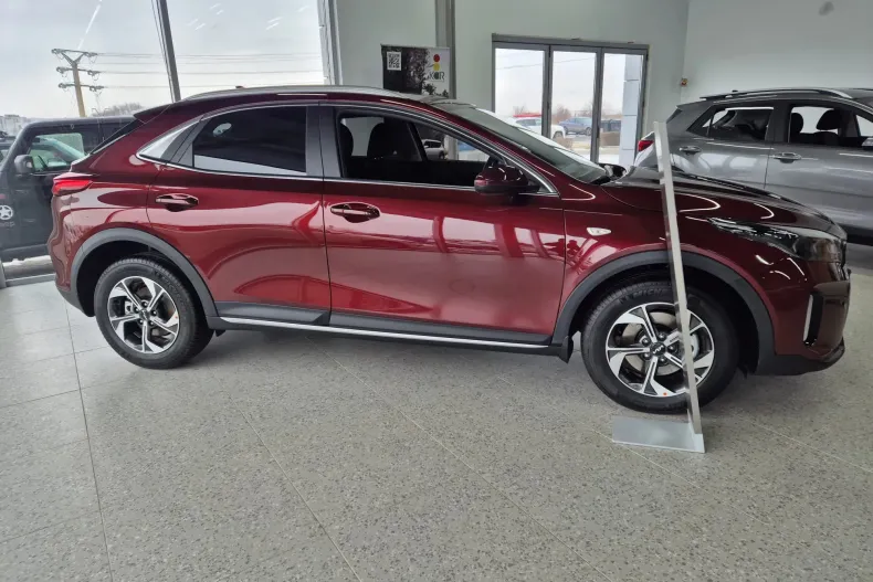 Kia XCeed din 2025 cu 7 km - oferta KIA178047 - foto 4