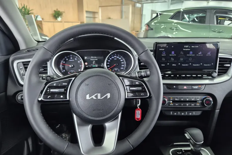 Kia XCeed din 2025 cu 7 km - oferta KIA178047 - foto 8