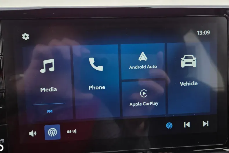 Toyota Yaris din 2025 cu 15.000 km - oferta TOY178054 - foto 22