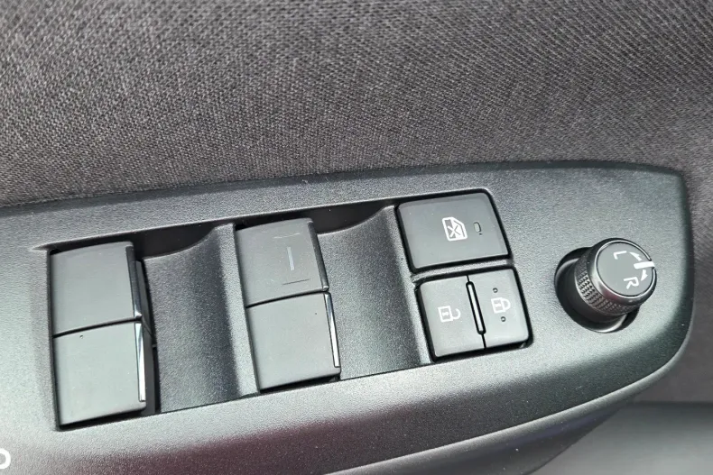 Toyota Yaris Cross din 2025 cu 6 km - oferta TOY178055 - foto 16