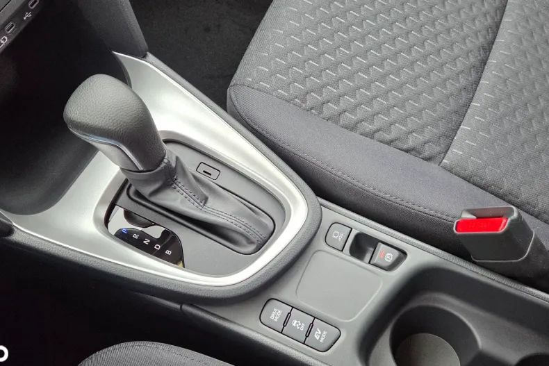 Toyota Yaris Cross din 2025 cu 6 km - oferta TOY178055 - foto 22