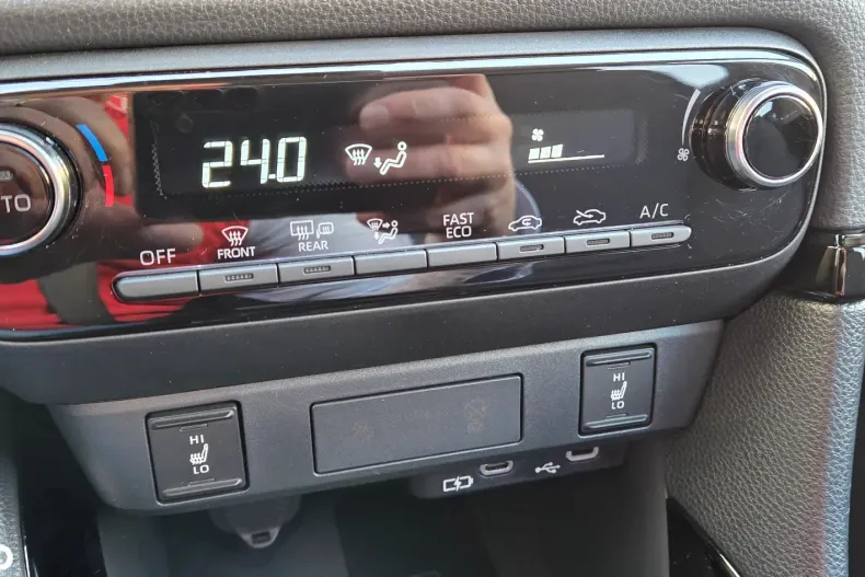 Toyota Yaris din 2025 cu 10.000 km - oferta TOY178056 - foto 23