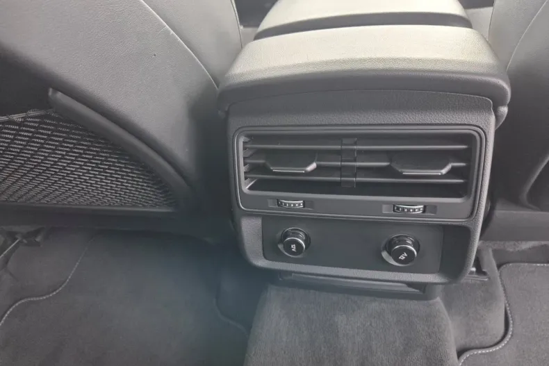 Audi Q8 din 2021 cu 107.365 km - oferta AUD178062 - foto 20