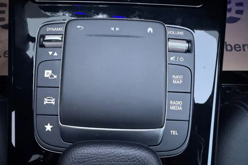 Mercedes-Benz CLA din 2022 cu 54.099 km - oferta MER178063 - foto 36