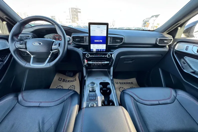 Ford Explorer din 2023 cu 50.500 km - oferta FOR178064 - foto 35