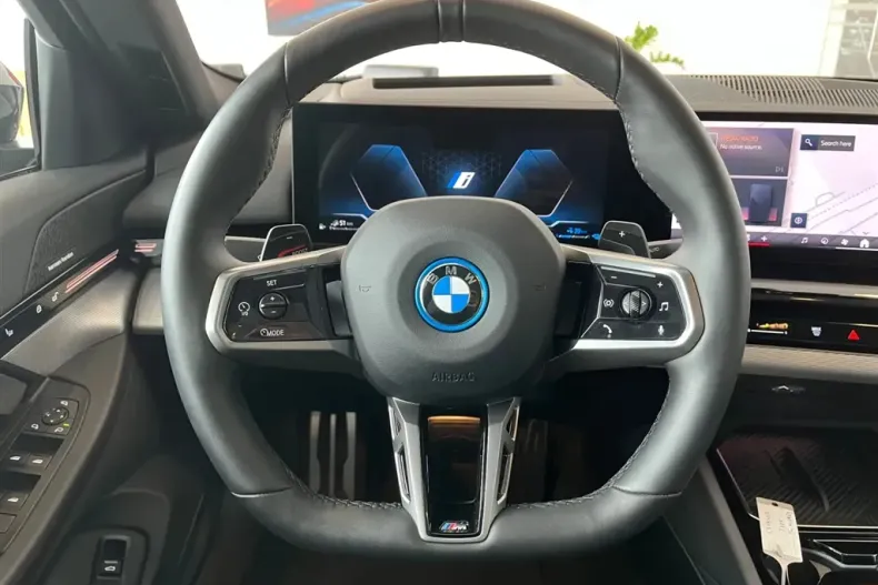 BMW Seria 5 din 2024 cu 18.100 km - oferta BMW178066 - foto 9