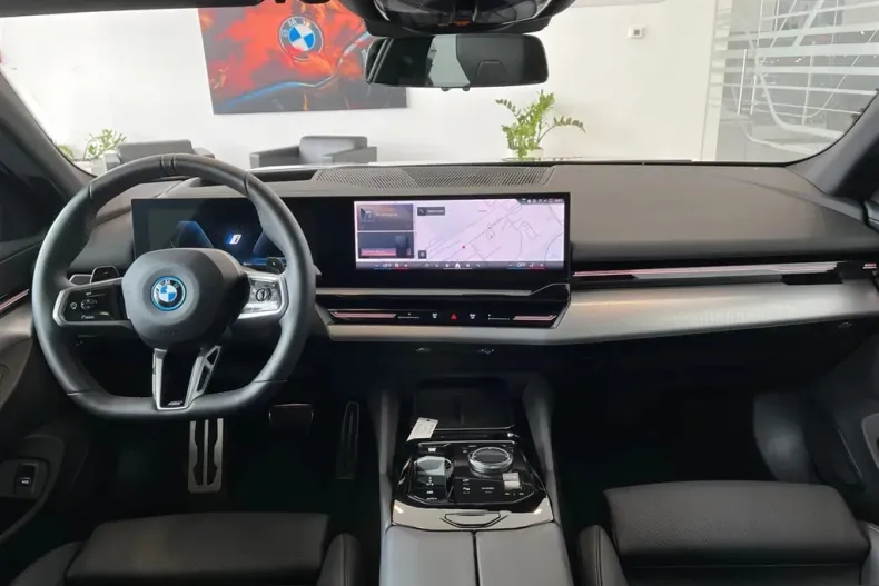 BMW Seria 5 din 2024 cu 18.100 km - oferta BMW178066 - foto 11