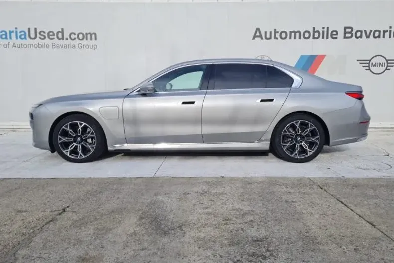 BMW Seria 7 din 2023 cu 47.600 km - oferta BMW178068 - foto 6