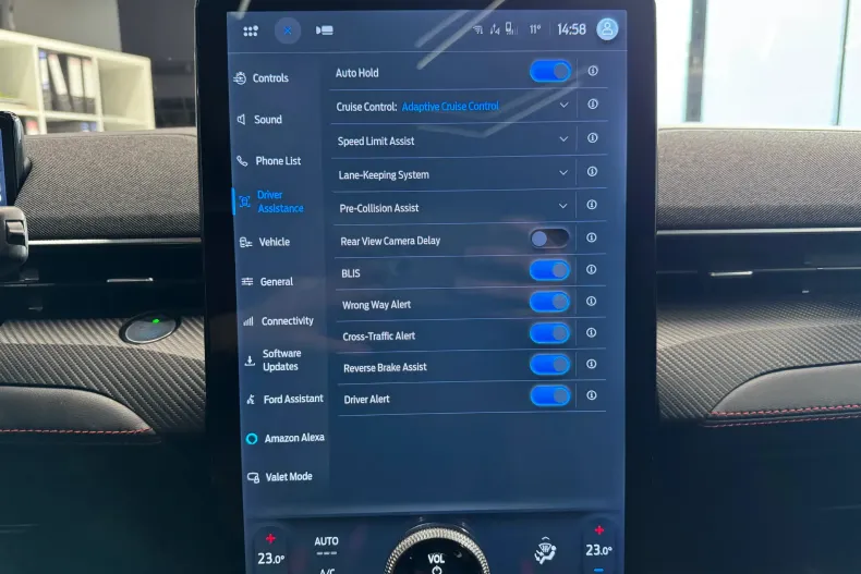 Ford Mustang Mach-E din 2022 cu 54.168 km - oferta FOR178073 - foto 11