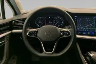 Volkswagen Touareg din 2023 cu 35.990 km - oferta VOL178075 - foto 12