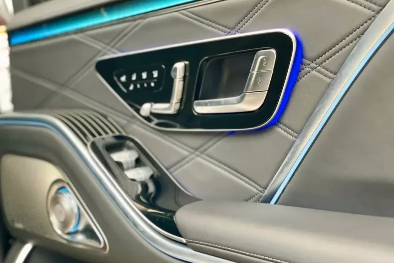 Mercedes-Benz S 680 din 2023 cu 8.050 km - oferta MER178079 - foto 14