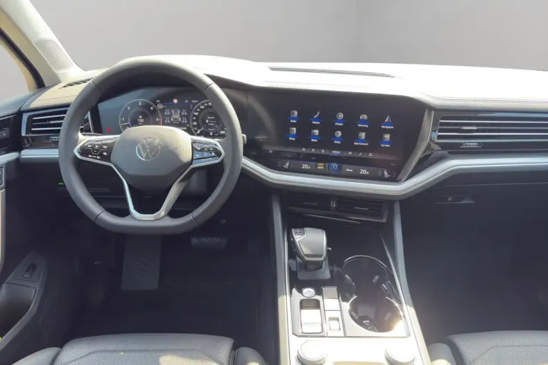 Volkswagen Touareg din 2022 cu 60.400 km - oferta VOL178080 - foto 8