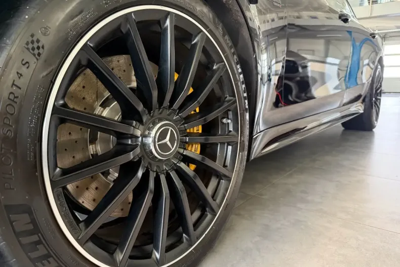 Mercedes-Benz AMG GT din 2024 cu 44.793 km - oferta MER178085 - foto 8