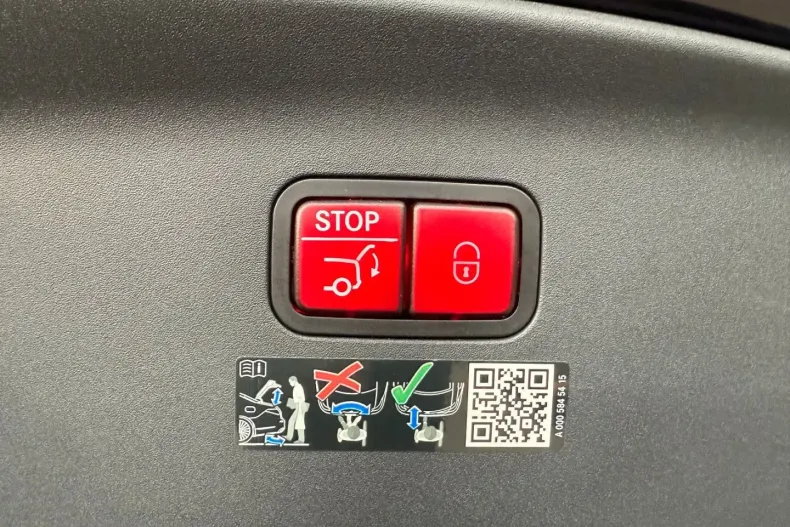 Mercedes-Benz AMG GT din 2024 cu 44.793 km - oferta MER178085 - foto 23