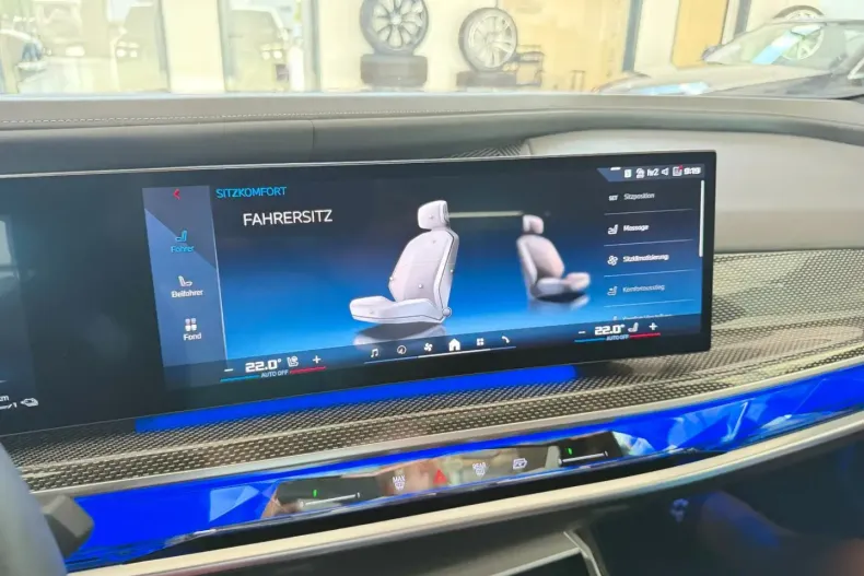 BMW M760 din 2024 cu 44.890 km - oferta BMW178089 - foto 35