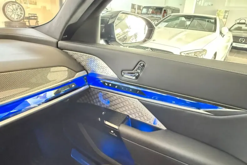 BMW M760 din 2024 cu 44.890 km - oferta BMW178089 - foto 41