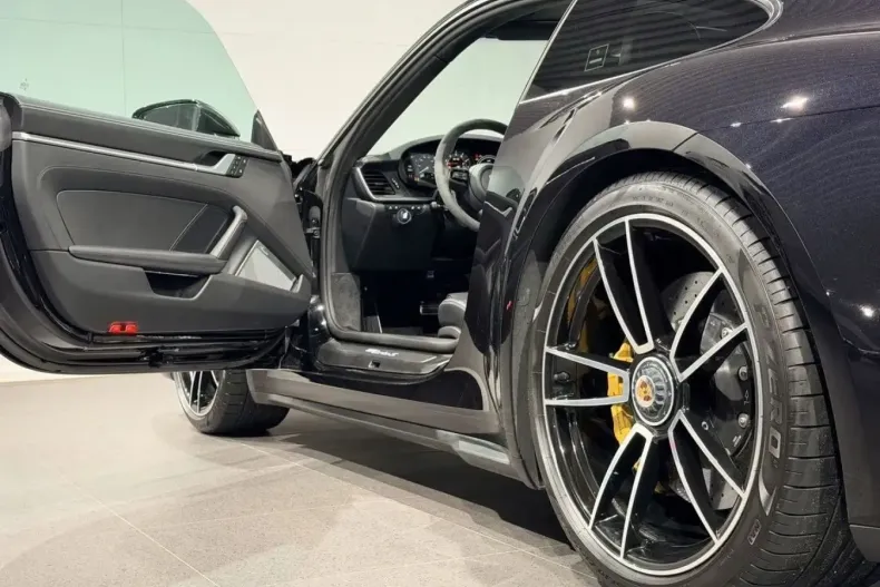 Porsche 911 din 2024 cu 6.520 km - oferta POR178093 - foto 5