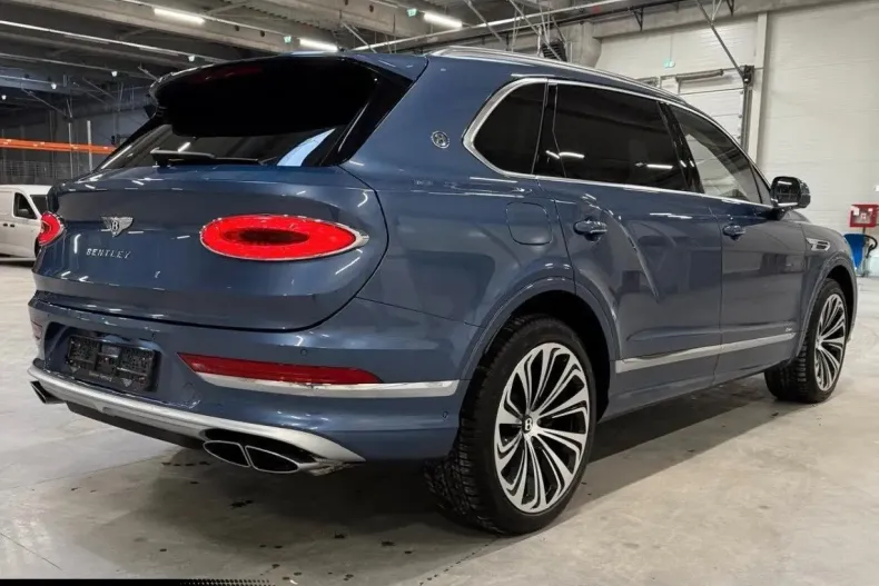 Bentley Bentayga din 2025 cu 10.000 km - oferta BEN178094 - foto 8