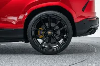 Lamborghini Urus din 2022 cu 7.900 km - oferta LAM178095 - foto 9