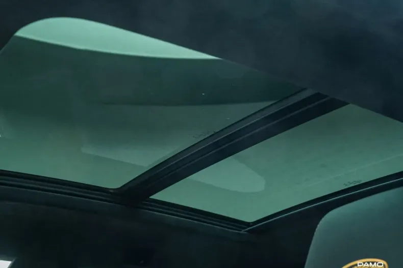 Lamborghini Urus din 2022 cu 7.900 km - oferta LAM178095 - foto 16