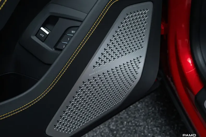 Lamborghini Urus din 2022 cu 7.900 km - oferta LAM178095 - foto 18