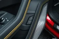 Lamborghini Urus din 2022 cu 7.900 km - oferta LAM178095 - foto 19