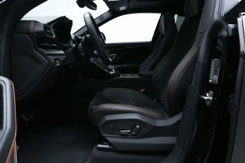 Lamborghini Urus din 2023 cu 6.200 km - oferta LAM178096 - foto 9