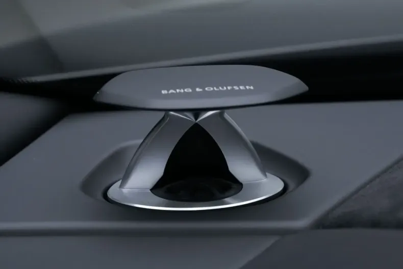 Lamborghini Urus din 2023 cu 6.200 km - oferta LAM178096 - foto 31