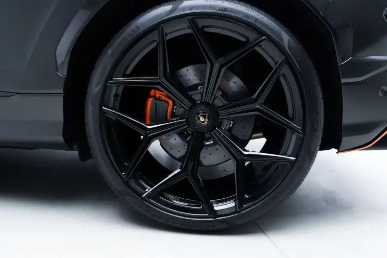 Lamborghini Urus din 2023 cu 6.200 km - oferta LAM178096 - foto 43