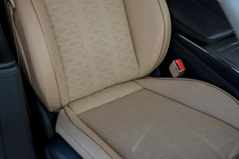 Bentley Flying Spur din 2025 cu 10.000 km - oferta BEN178104 - foto 21