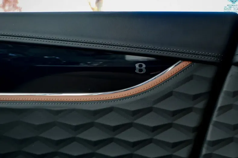 Bentley Flying Spur din 2025 cu 10.000 km - oferta BEN178104 - foto 37