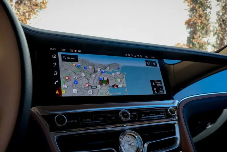 Bentley Flying Spur din 2025 cu 10.000 km - oferta BEN178104 - foto 40