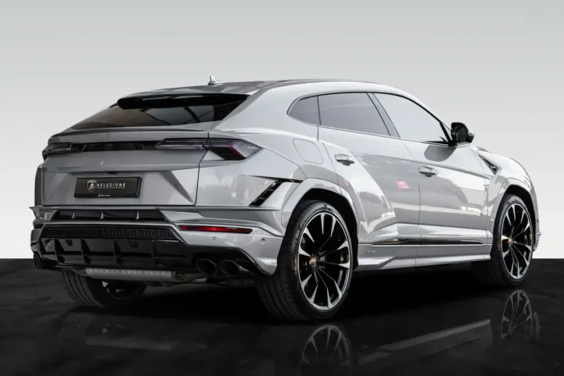 Lamborghini Urus din 2023 cu 20.900 km - oferta LAM178107 - foto 3