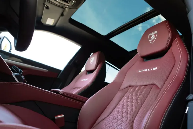 Lamborghini Urus din 2023 cu 20.900 km - oferta LAM178107 - foto 7